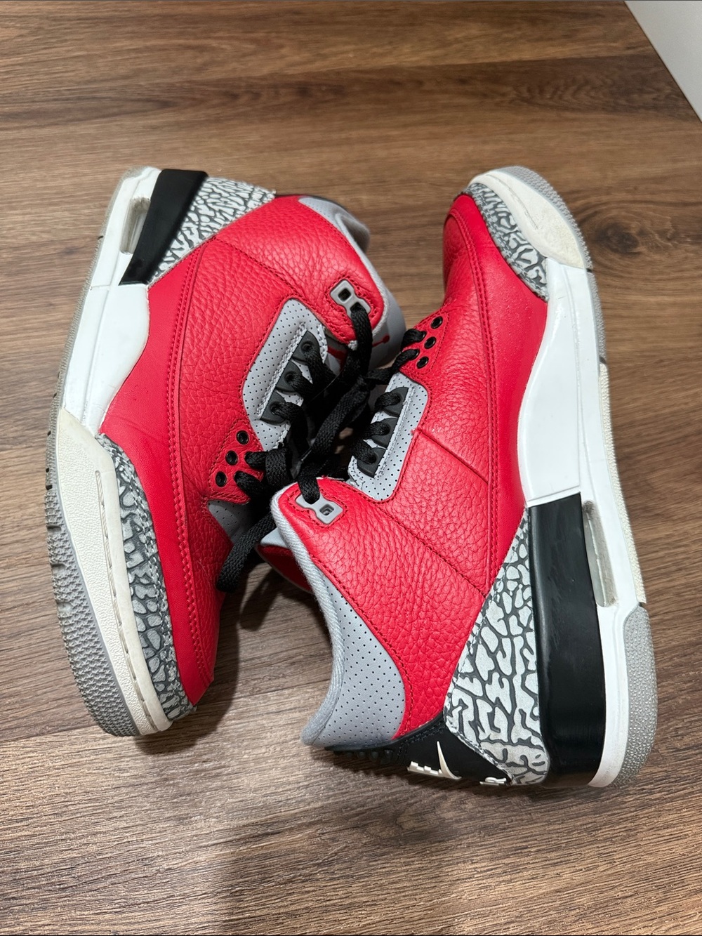 Men’s Air Jordan 3 “Red Cement”